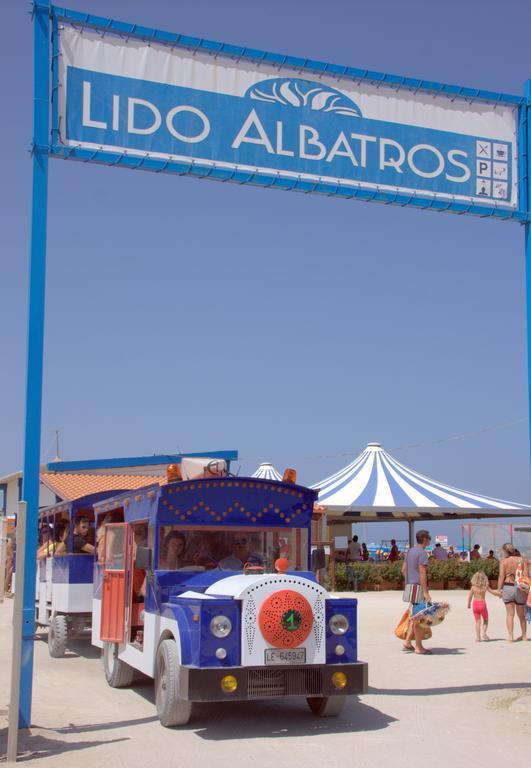 Villaggio Albatros Resort Лезина Экстерьер фото