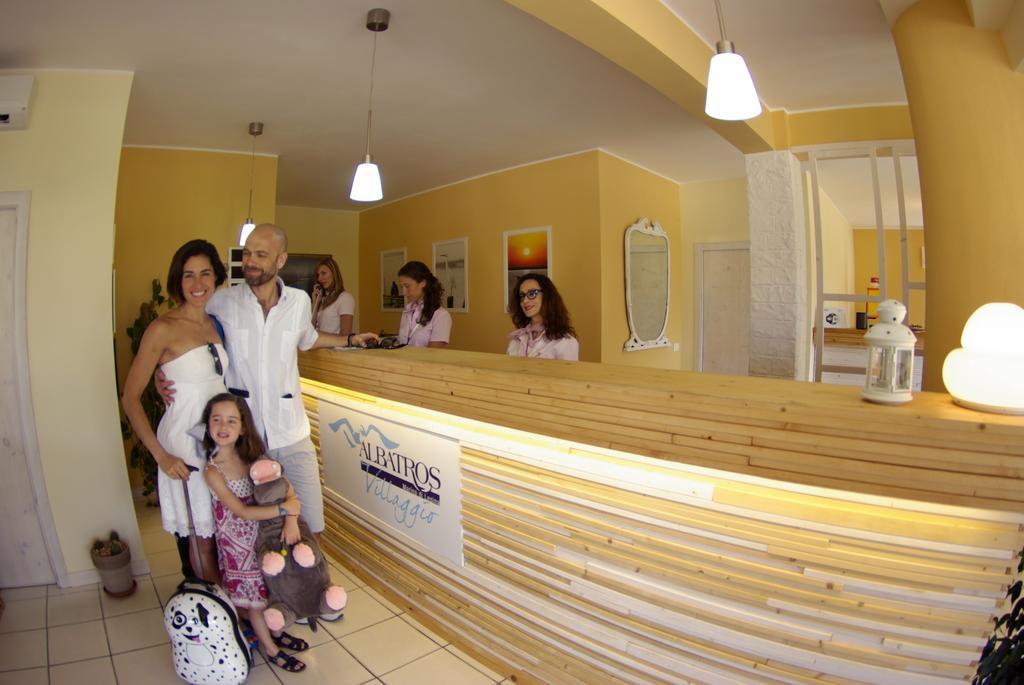 Villaggio Albatros Resort Лезина Экстерьер фото