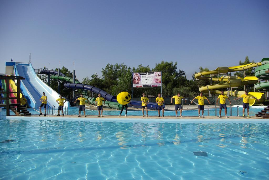 Villaggio Albatros Resort Лезина Экстерьер фото